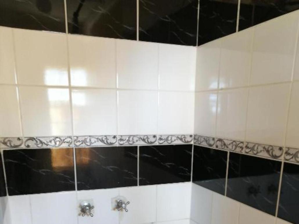 Kaste Guesthouse تزانين المظهر الخارجي الصورة